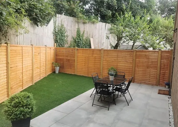 Lavender Lodge - Brand New Modern Apartment In York
