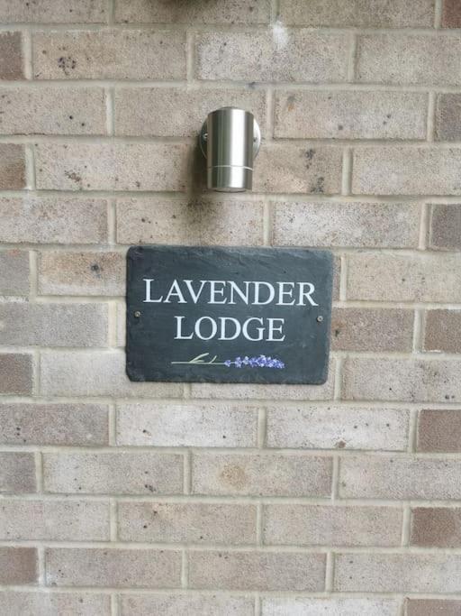 Lavender - Brand New Modern In York *
